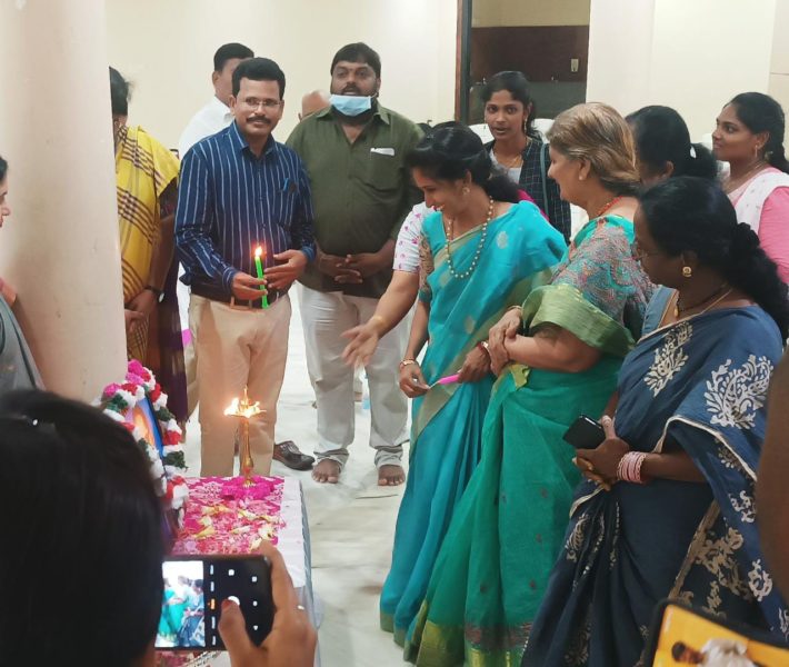 Yanamadala Srinivas (32)