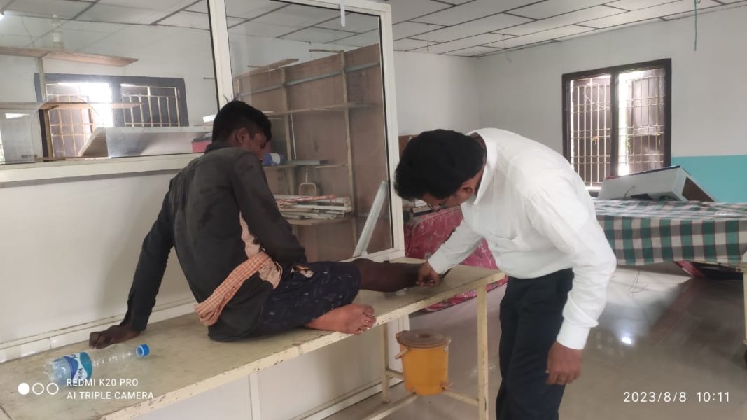 Yanamadala Srinivas (45)