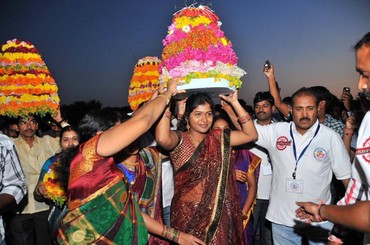 Rani Rudhrama Reddy | the Leaders Page | Telangana State Official Spokesperson | the Leaders Page