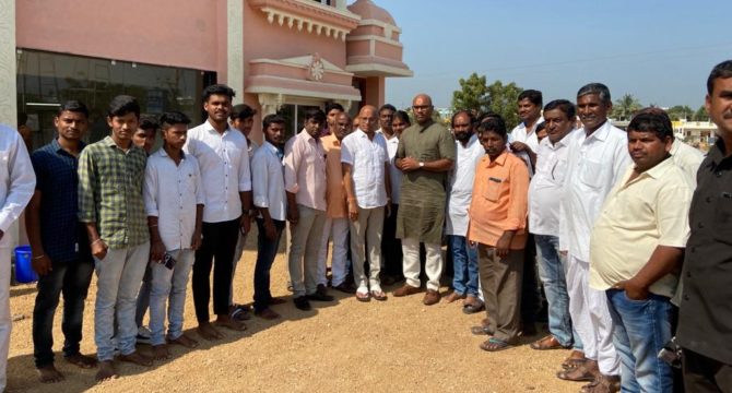 Meesala Srinivas Rao (33)