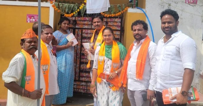 Thalla Vinay Shanker (19)