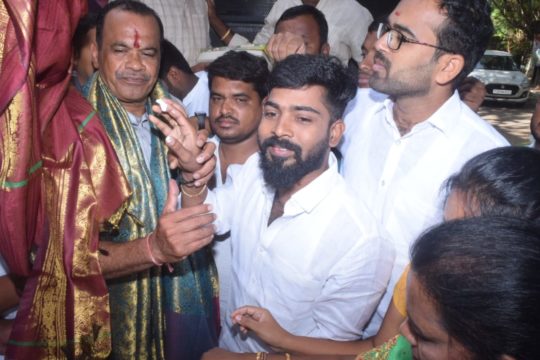 Komati Reddy Venkat Reddy (1)