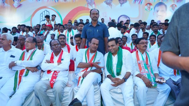 Komatireddy Venkat Reddy (1)