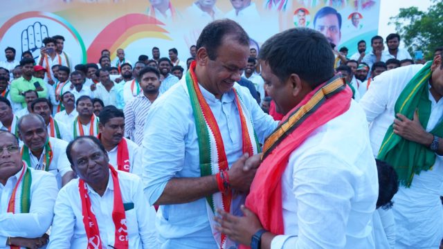 Komatireddy Venkat Reddy (3)