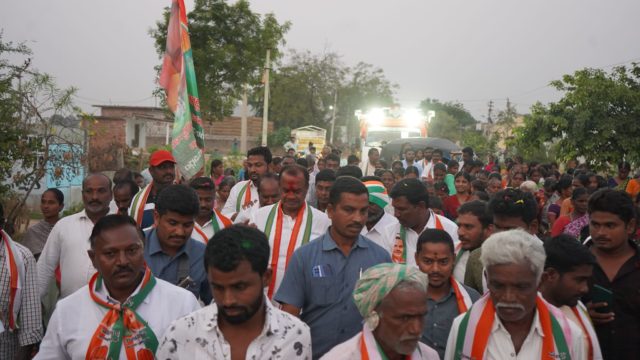 Komatireddy Venkat Reddy (41)