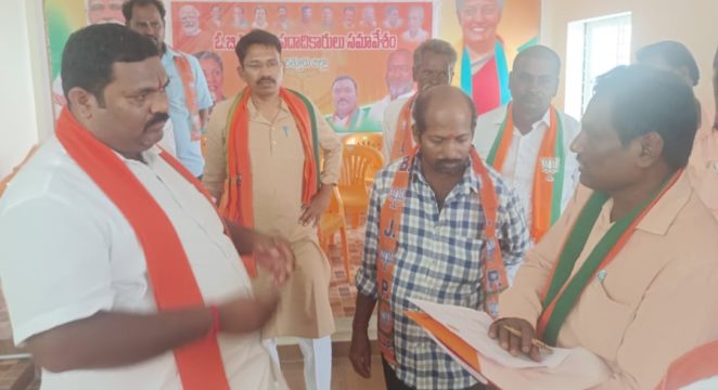 Kila Bala Krishna (13)