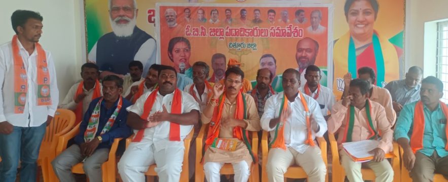 Kila Bala Krishna (32)