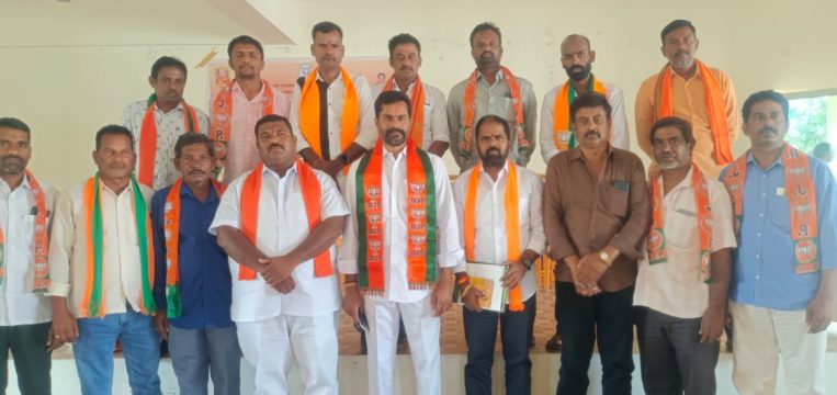 Kila Bala Krishna (53)