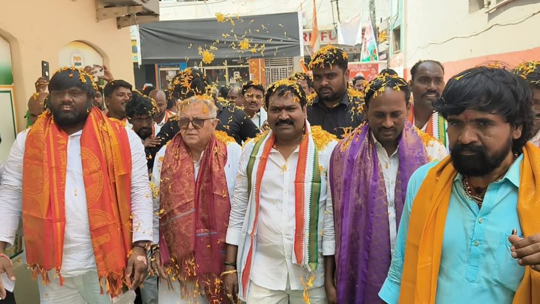 Muralikrishna Kambhampati (15)