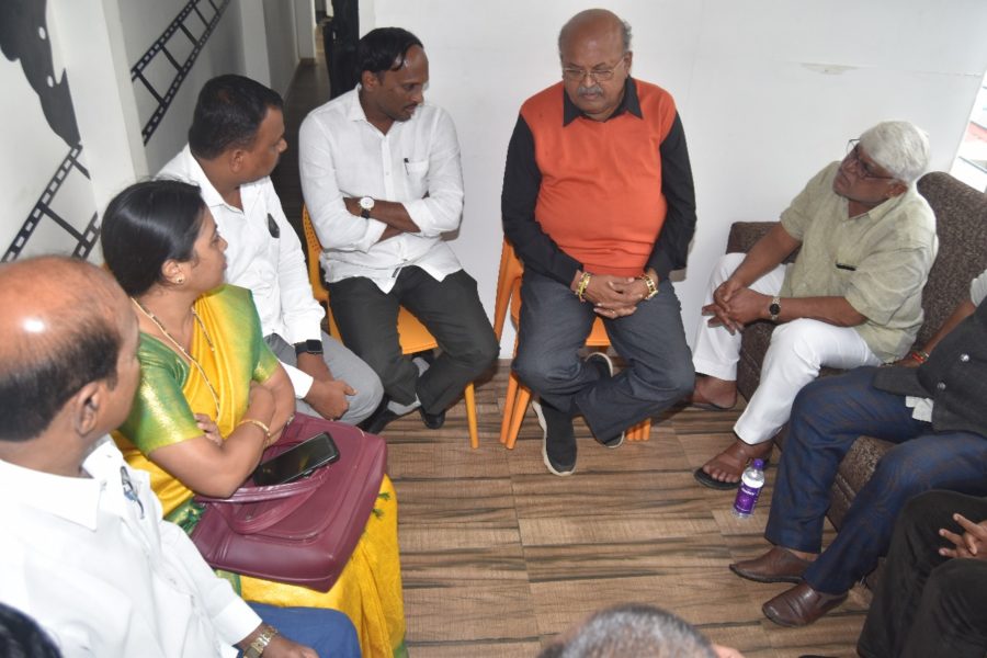 Muralikrishna Kambhampati (38)