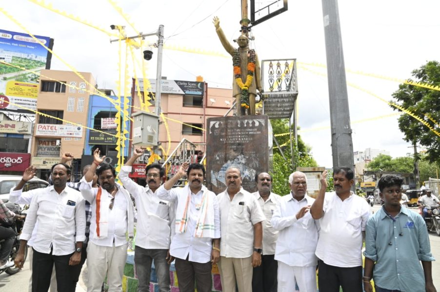 Muralikrishna Kambhampati (4)