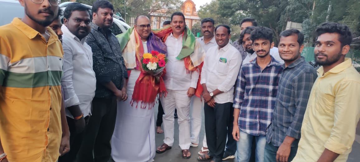 Muralikrishna Kambhampati (46)