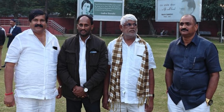 Muralikrishna Kambhampati (56)