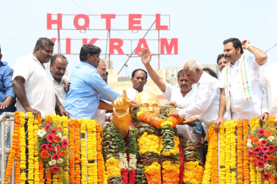 Muralikrishna Kambhampati (9)