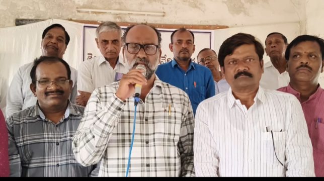 Siricilla Gafoor Shikshak (6)