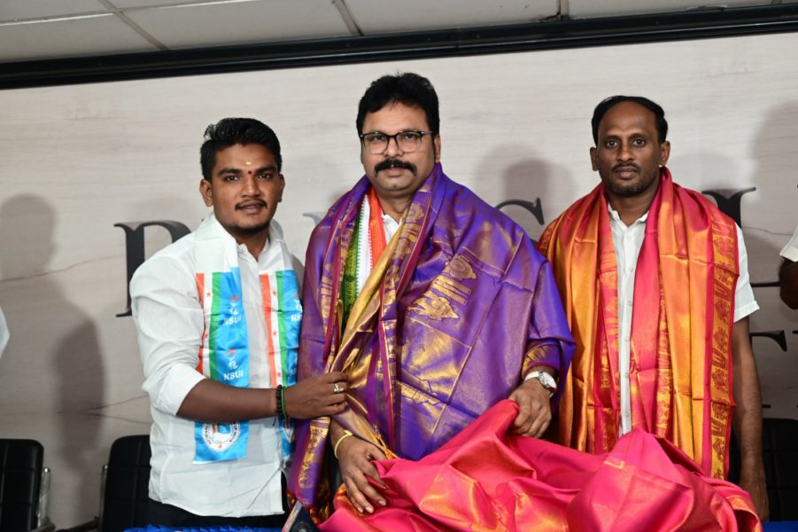 Muralikrishna Kambhampati (6)