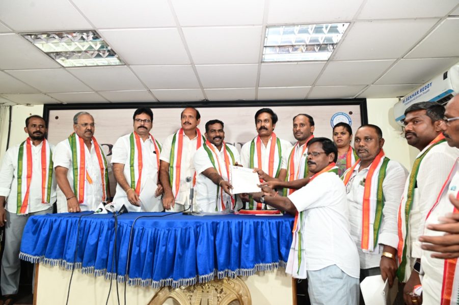 Muralikrishna Kambhampati (7)