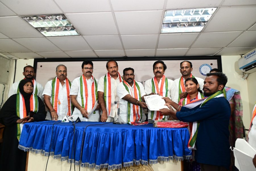 Muralikrishna Kambhampati (9)