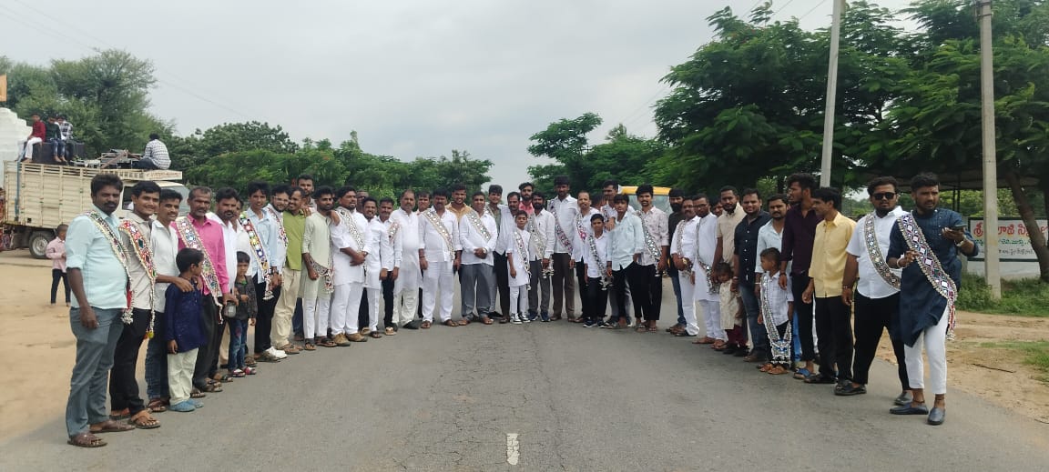 Banoth Narender Naik (19)