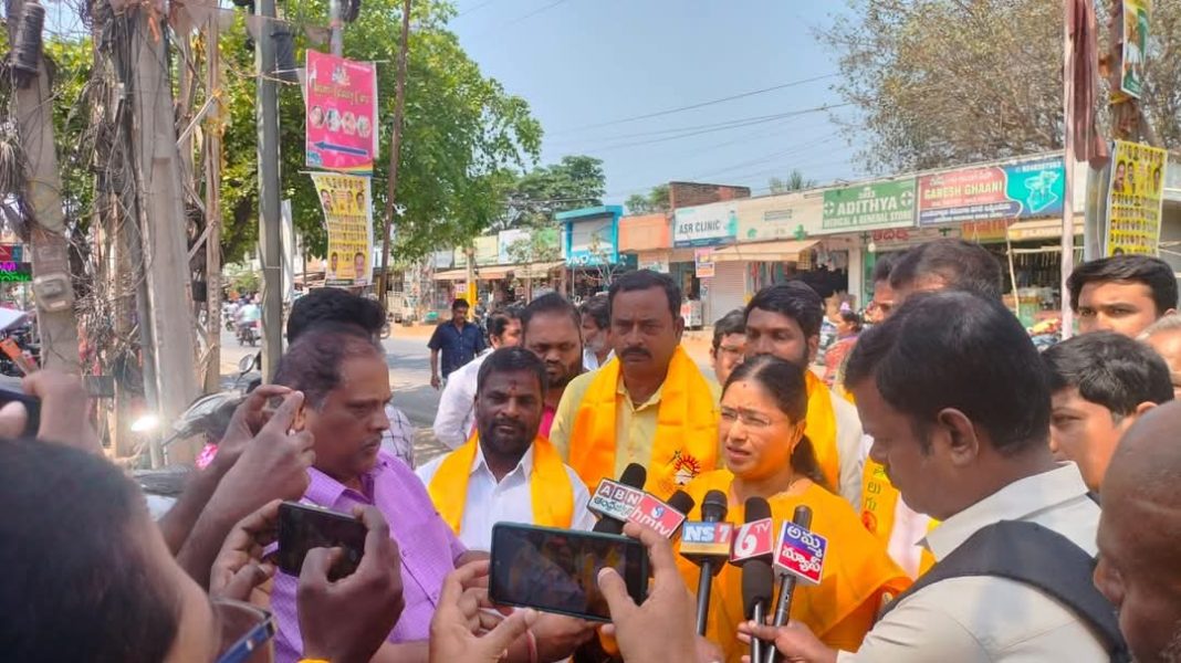 Konda Sujatha Jangareddy (47)