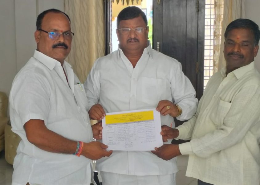 Konda Sujatha Jangareddy (54)