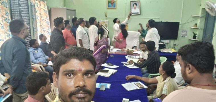 Kuruba Purushotham (14)