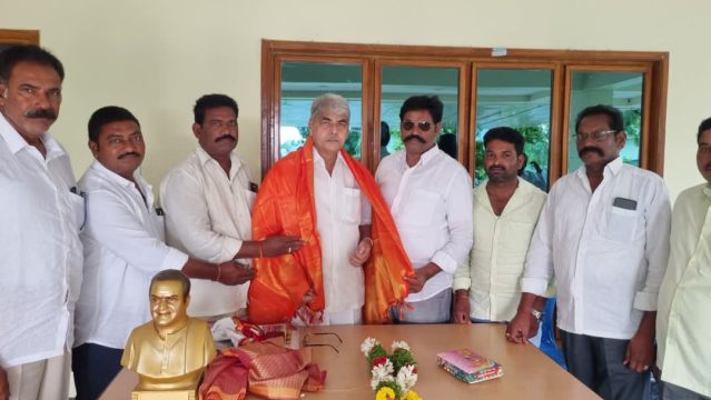 Sadam Narasimharao Yadav (60)