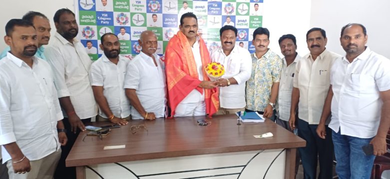 Yalakala Vasu Naidu (22)