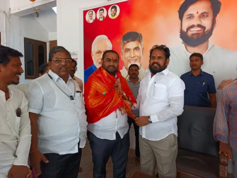 Annepu Uma Maheshwara Rao (1)