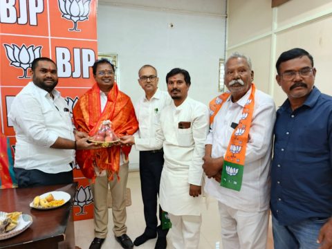 Annepu Uma Maheshwara Rao (5)