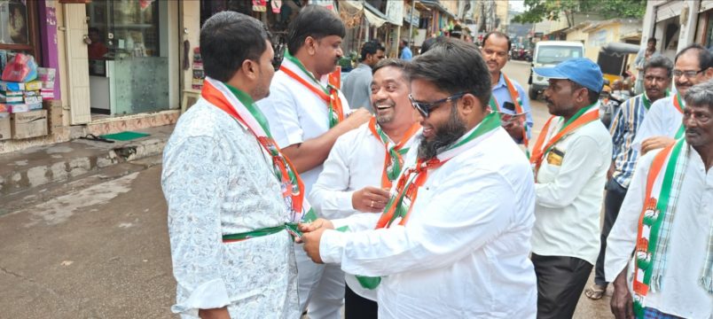 Mohammad Fayas (118)