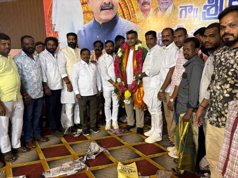 Nadulla Venkat Mudhiraj (10)