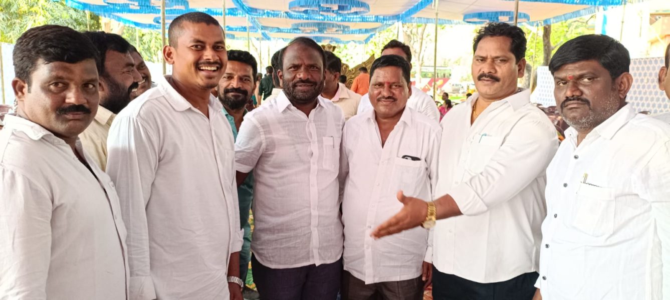 Vasamsetti Markandeya (3)